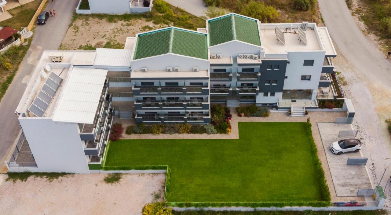Botanica Luxury Suites Neos Marmaras Exterior foto